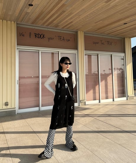 DAMAGE HOLE KNIT ONE-PIECE