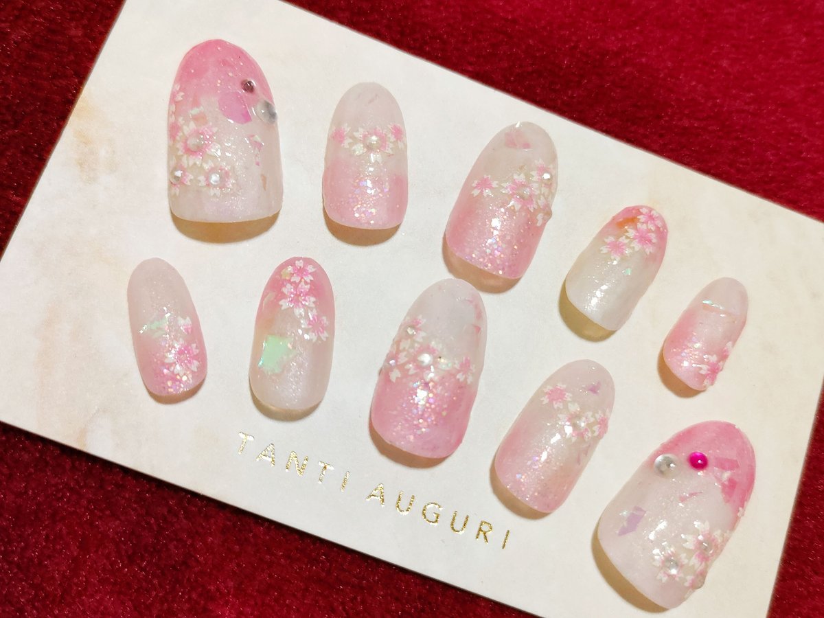 桜Pinkショートネイルﾁｯﾌﾟ✵੯•`໒♥ | glitters for myself♥(◍