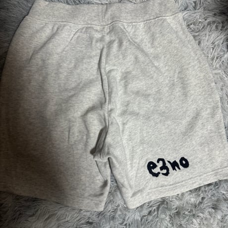 絵柄刺繍ロゴセットアップ