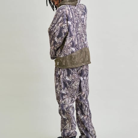 UNFRM NY TYPEWRITER PANEL MESH DECK PARKA