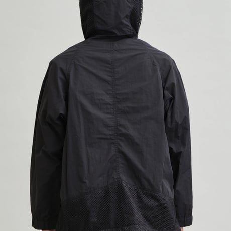 UNFRM NY TYPEWRITER PANEL MESH DECK PARKA