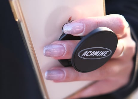 acamine smartphone socket