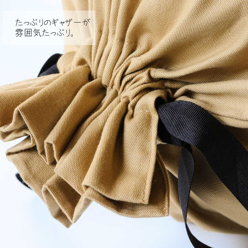 Tororo＊リバティ生地使用＊フローティングフローラ＊フリル巾着＊巾着 Tororo様専用＊リバティ生地使用＊フローティングフローラ