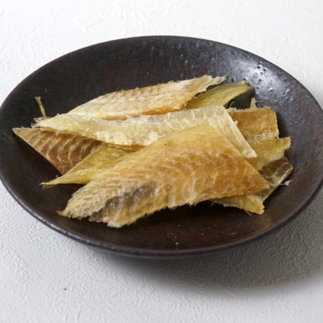 【江戸屋】むしりカレイ30g×10袋（10-4516）皮を丁寧に取り除いた淡白で旨み深い干しかれい珍味