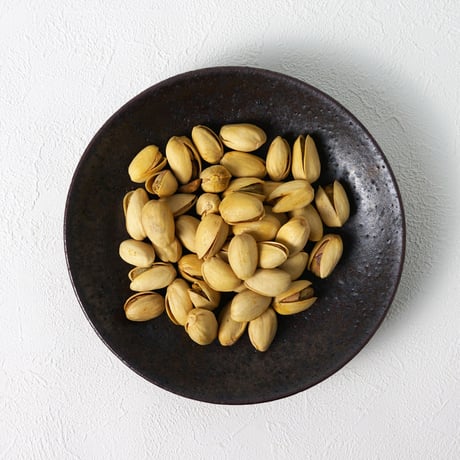 【江戸屋】燻製極（くんせいきわみ）ピスタチオPET120g（770489）桜チップ燻製の芳醇な香りとまろやかな甘みが広がるプレミアムナッツ