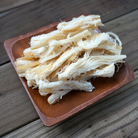 【江戸屋】ふんわりくんさき80g（355）太めに裂いた肉厚いかの燻製珍味・ふわふわ食感