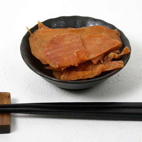 【江戸屋】ザンギジャーキー 31g（虎鉄監修）（14959）北海道の有名店「麺や 虎鉄」の味を再現。にんにくと生姜が香る濃厚チキンジャーキー。