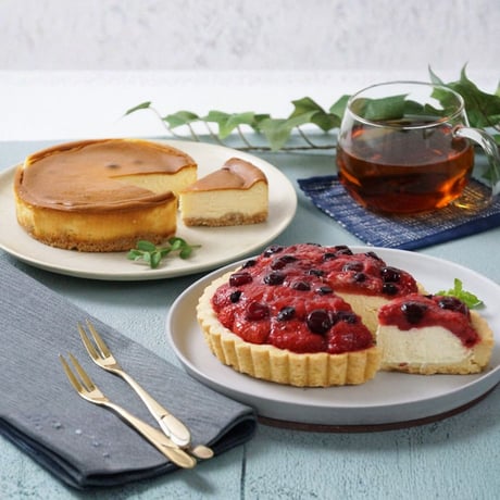 乳蔵2つのまーるいケーキセット（440107）【送料無料】（差し入れ）（お取り寄せ）（お中元）（お歳暮）（ギフト）（贈答品）
