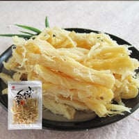 【江戸屋】ふんわりくんさき80g（355）太めに裂いた肉厚いかの燻製珍味・ふわふわ食感