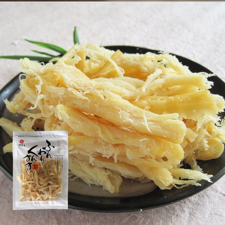 【江戸屋】ふんわりくんさき80g（355）太めに裂いた肉厚いかの燻製珍味・ふわふわ食感