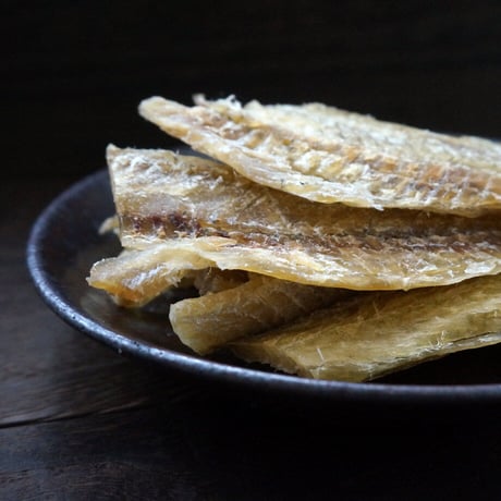 【江戸屋】氷下魚のとば燻82g（こまいのとばくん）（1842）燻製香が広がる食べやすい氷下魚のむき身珍味