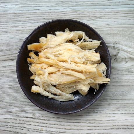 【江戸屋】ふんわりくんさき80g（355）太めに裂いた肉厚いかの燻製珍味・ふわふわ食感