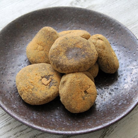 黒ごまきな粉ちぎり草もち130g（7499）金賞受賞の和風もち菓子 日本産大豆使用