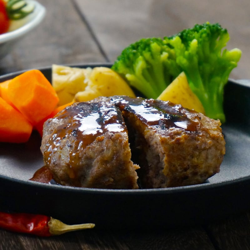 十勝清水牛ハンバーグ8個（410138）【送料無料】（差し入れ）（お