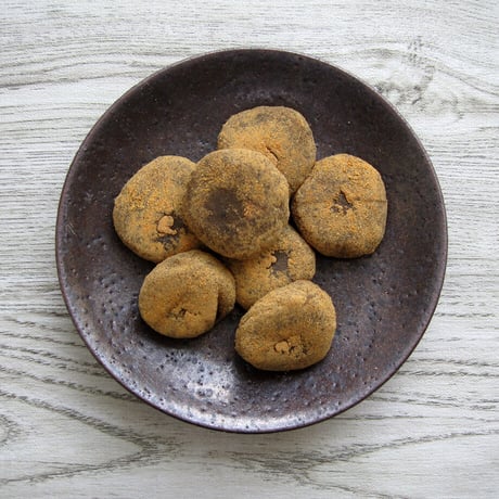 黒ごまきな粉ちぎり草もち130g（7499）金賞受賞の和風もち菓子 日本産大豆使用