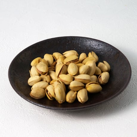 【江戸屋】燻製極（くんせいきわみ）ピスタチオPET120g（770489）桜チップ燻製の芳醇な香りとまろやかな甘みが広がるプレミアムナッツ