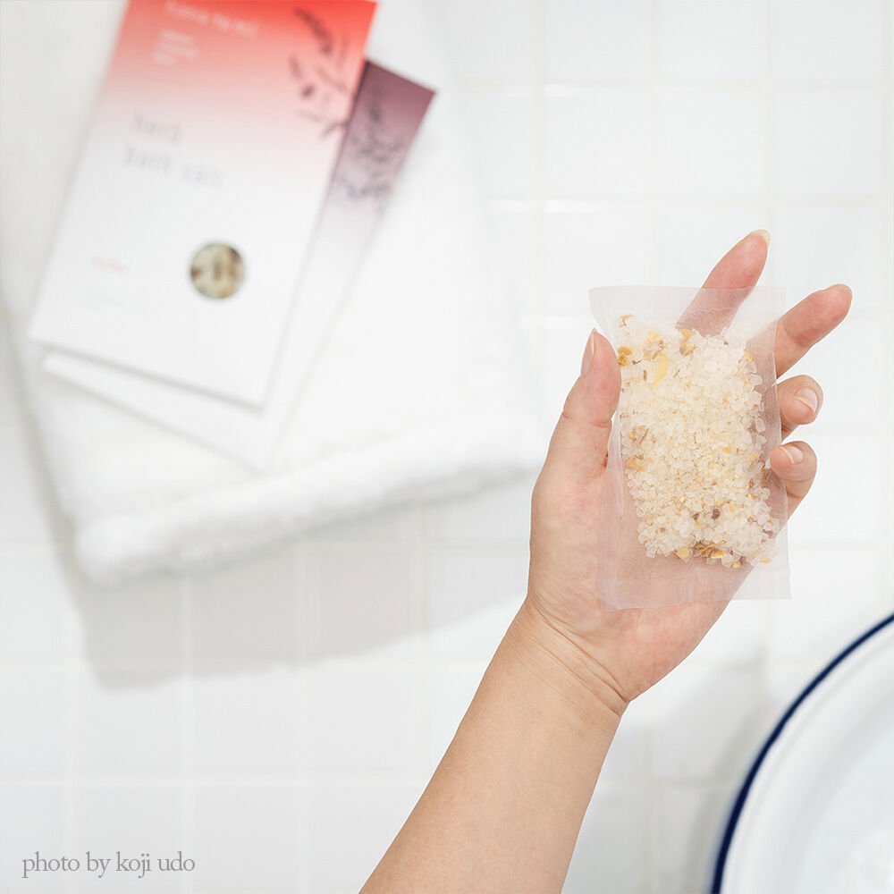 hana to mi ｜ ハーブバスソルト | Loops Online