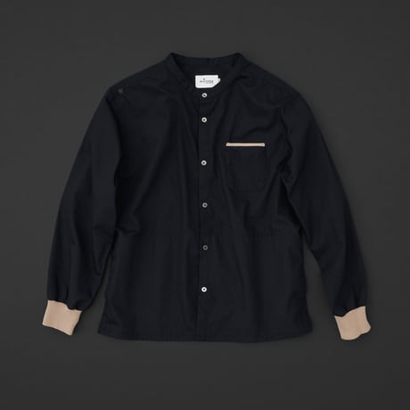motone ユニセックス　マルチポケットシャツ　黒×ベージュ