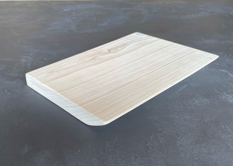 【現品販売】カッティングボード　ヒノキ