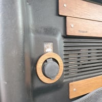 [アクセサリーソケットパネル] 新型ジムニー/シエラ