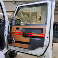 [フロントドア・後部座席ドア/③センターラインパネル] 新型ノマド