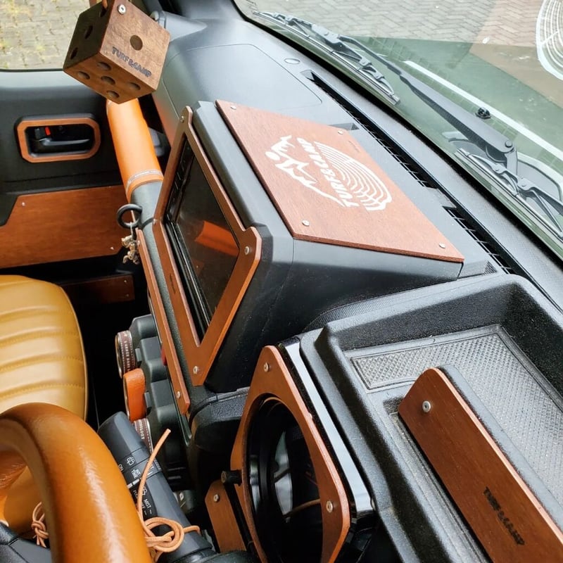 モニター上パネル] 新型ジムニーウッドパネルJB64/74 | TURF&CAMP