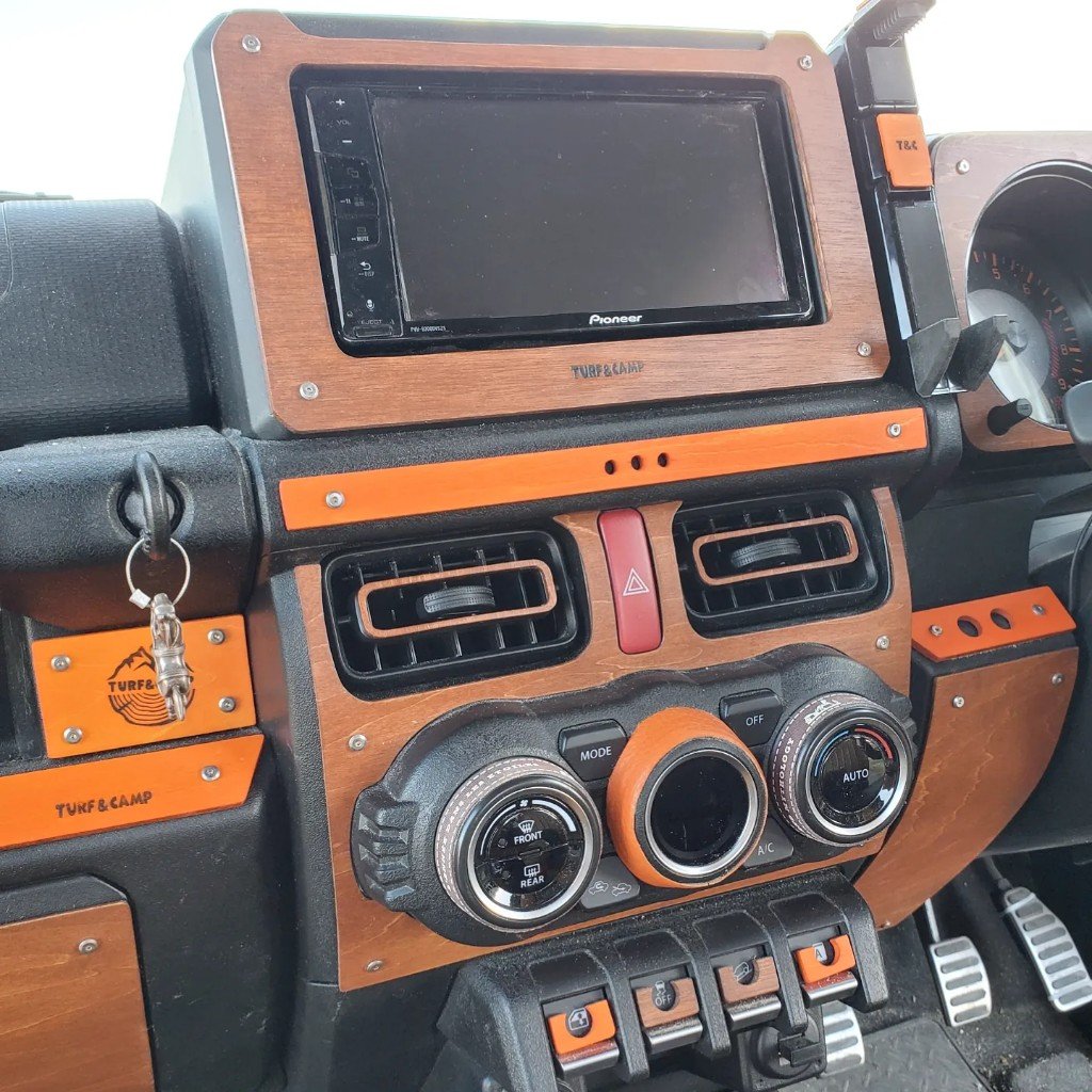 【美品】観光バスエアコン吹き出し口　新型ジムニー取付交換セット 3210246 激レア】観光バスエアコン吹き出し口 新型ジムニー取付交換