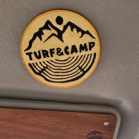 TURF&CAMP カーワッペン(丸型)