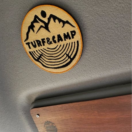 TURF&CAMP カーワッペン(丸型)