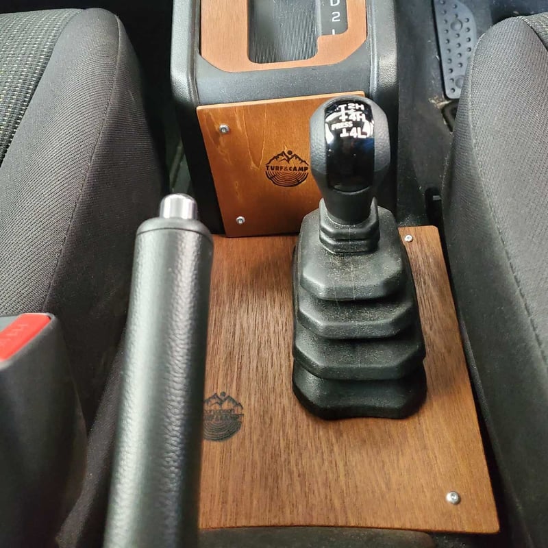 トランスファー前、メーター上パネル] 新型ジムニーウッドパネルJB64 