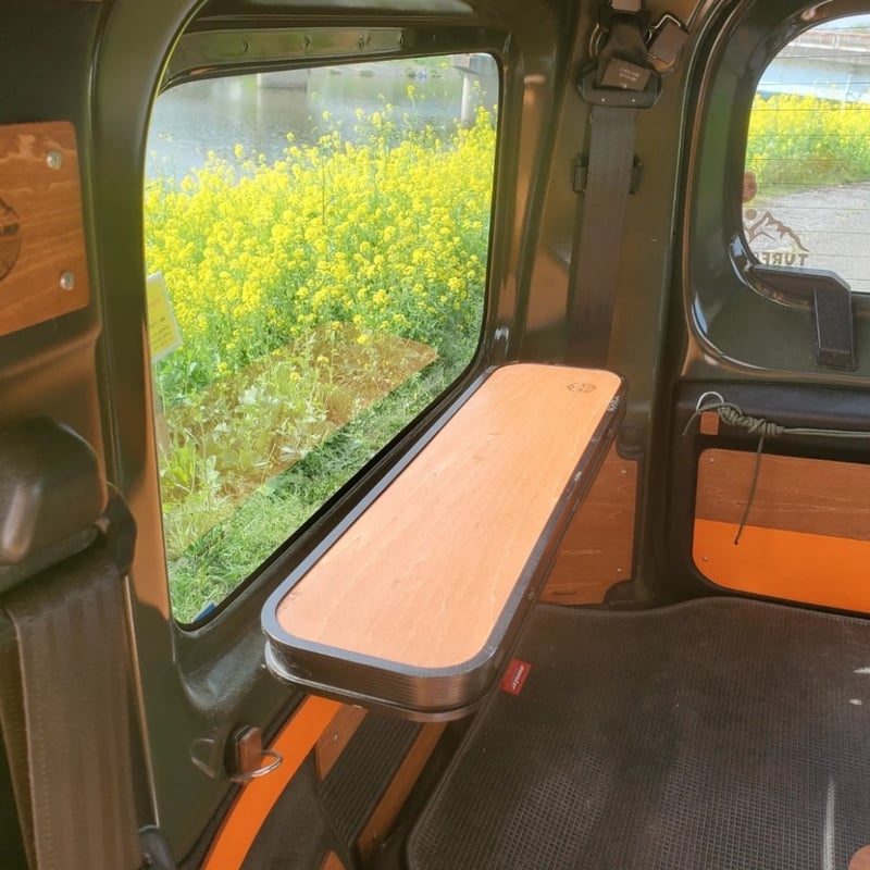 星光産業 EXEA 折りたたみテーブル EE-222 新型ジムニー JB64/74 星光産業 EXEA 折りたたみテーブル EE-222 新型ジムニー JB64/74