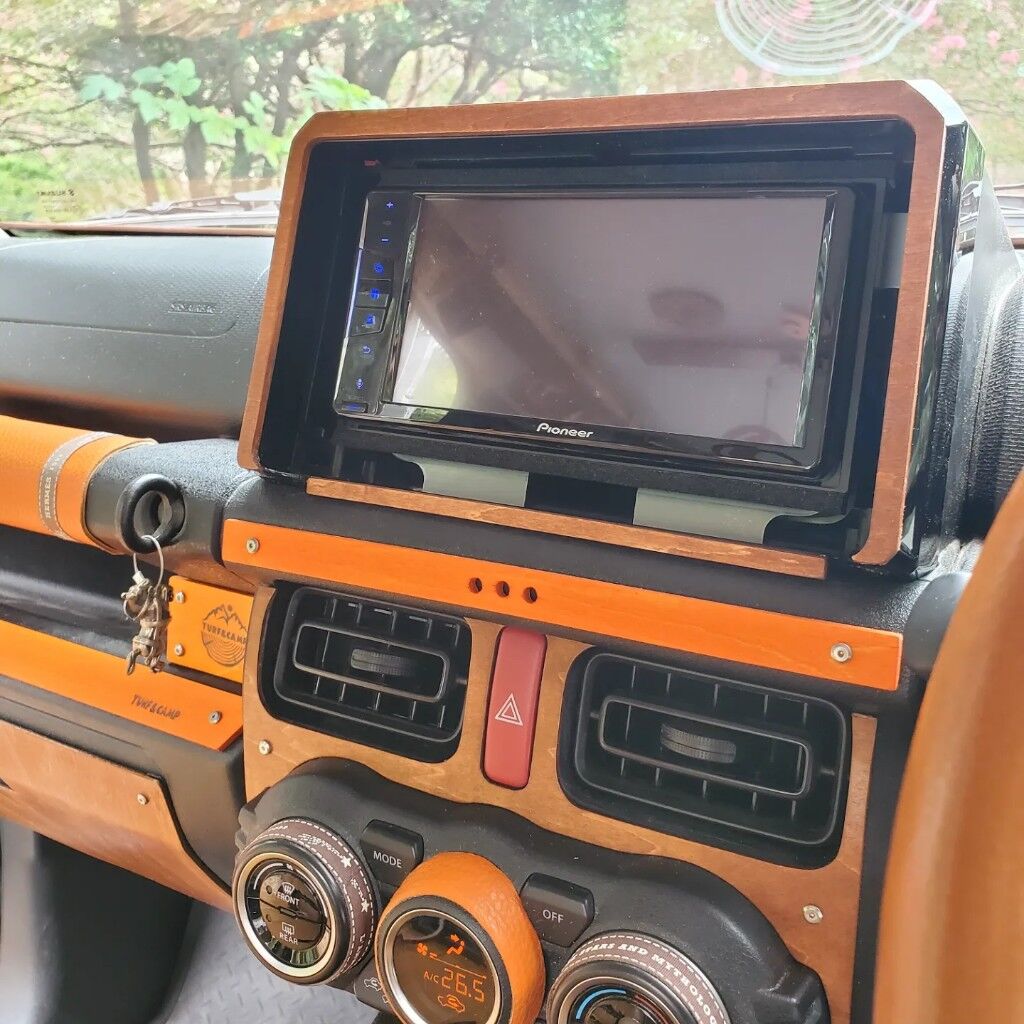 じ*ん様 ジムニー JB64 JB74 9インチ ナビ 用 パネル ガーニッシュ