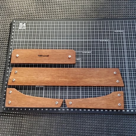 ダッシュボードトレイ用の木製パネル