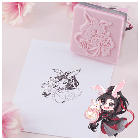 魔道祖師　楽由町　スタンプ付きアクリルスタンド（芳茵戯兎）【お取り寄せ・日本から発送】