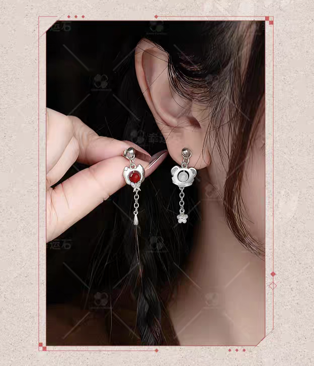 天官賜福アニメ 幸運石 ピアス【お取り寄せ・日本から発送