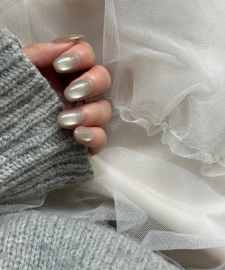Pearl gray