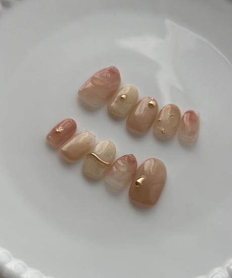 Peach macaron