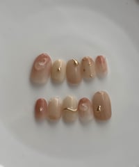 Peach macaron
