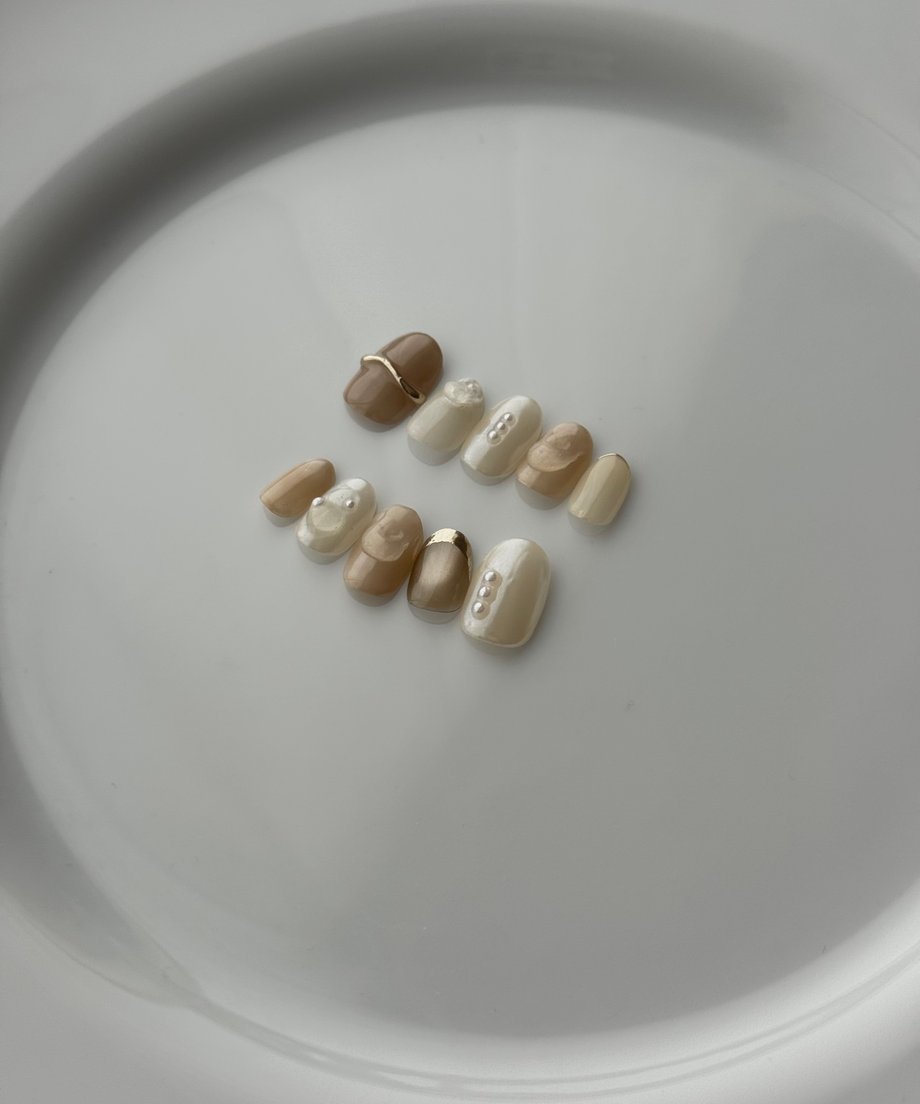 683945b9c2d1e490caf2570e