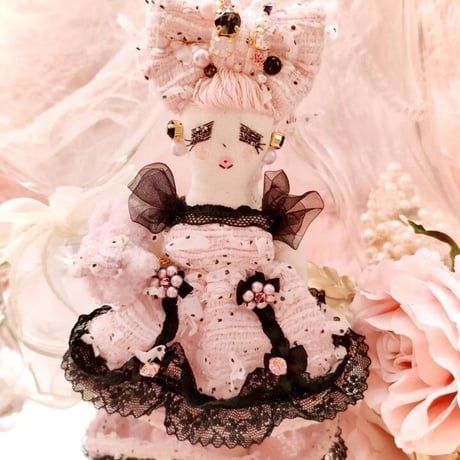 ドールチャーム | STORES