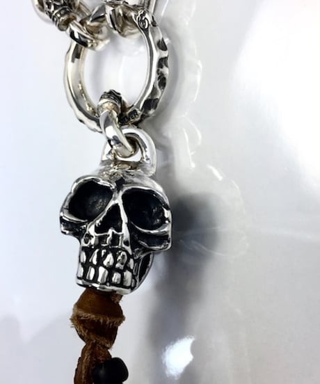 LEATHER NECKLACE 2 BEADS [SKULL & WOLVES]