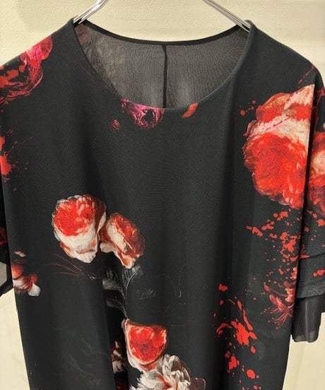 Flora Mesh Crew Neck Layered-T
