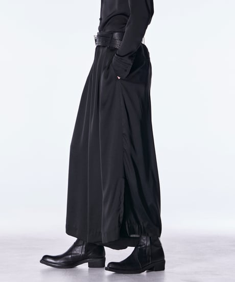 Vintage Satin Wide Tuck Slacks
