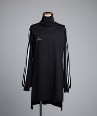 Line Mock Neck Pull Over (Black)