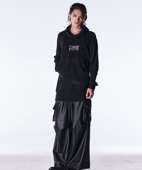 Emboss Silley Jersey	Cargo Pants
