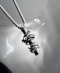 THORNY CROSS PENDANT / ソーニークロスペンダント