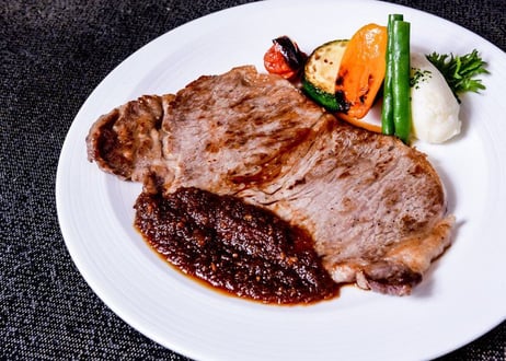 【送料無料】くまもとあか牛ロースステーキ