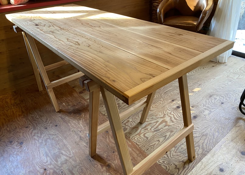 国産天然木・折りたたみテーブル | 齊藤商店 木と森とsauna&camp