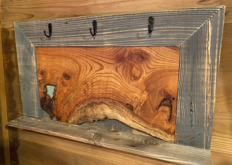 古材ウォールシェルフ01 | 齊藤商店 木と森とsauna&camp