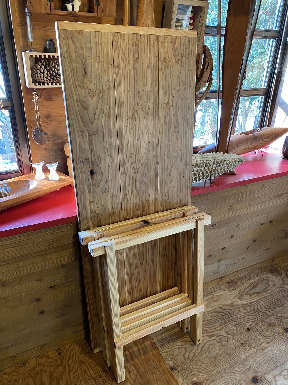折りたたみ式自然木テーブル 国産天然木・折りたたみテーブル | 齊藤商店 木と森とsauna&camp